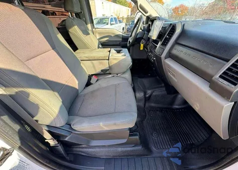 2017 Ford F350 Super Duty z USA, uszkodzony, nr VIN 1FT8W3DT7HED16940